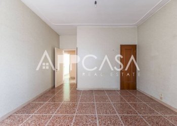 Camera da letto - Trilocale via Val di Cogne, 22, Roma - foto 21