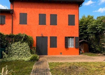 Porzione di casa Modena - foto 2
