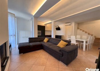 Porzione di casa Modena - foto 3
