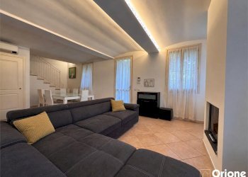Porzione di casa Modena - foto 4