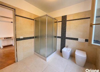 Porzione di casa Modena - foto 9