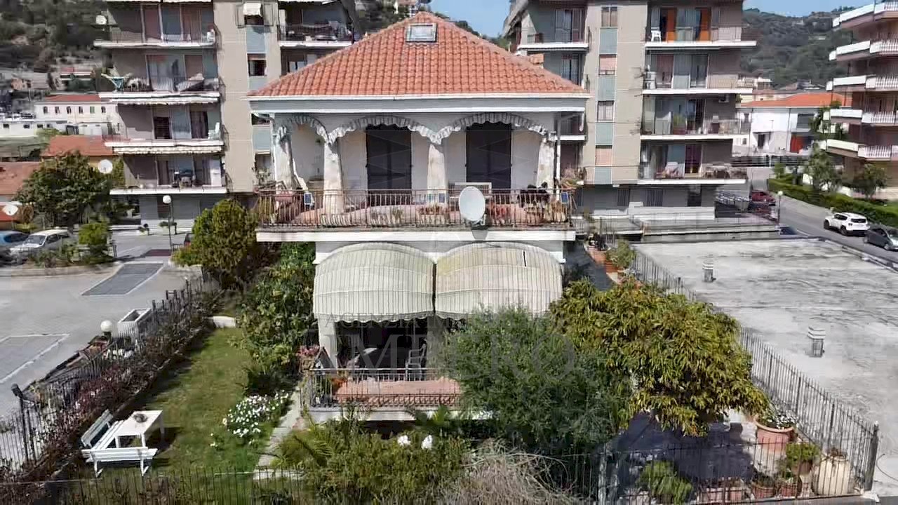 foto drone - Villa Via Nervia 46, Ventimiglia - foto 1