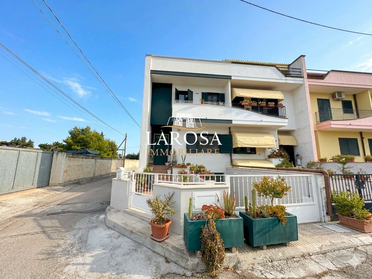 54 - Villa Via Lecce 156, Vernole - photo 1
