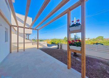 Giardino.jpg - Villa Via Azalee, Taranto - photo 5