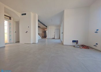 living.jpg - Villa Via Azalee, Taranto - photo 10