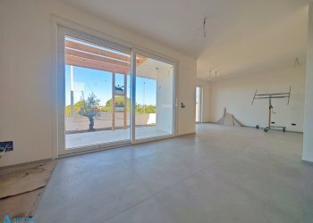 living.jpg - Villa Via Azalee, Taranto - photo 25