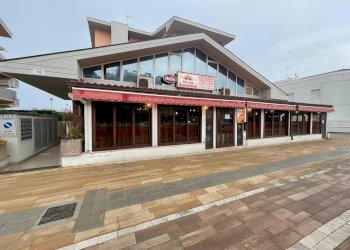 Negozio Silvi Marina, frazione Silvi Marina, Silvi - foto 4
