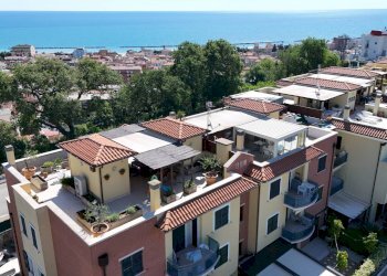 Foto 73 - Appartamento Via Francesco Cilea
 
143, Grottammare - foto 72