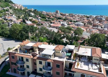 Foto 80 - Appartamento Via Francesco Cilea
 
143, Grottammare - foto 79