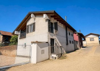 Facciata - Villa vicolo Ritana, 4, Carmagnola - foto 2