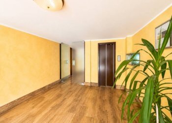 Interno palazzo - Quadrilocale viale Signorini, 7, Villastellone - foto 3