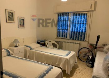 Camera / camera da letto - Apartment VIA LOMBARDIA, Terracina - photo 8