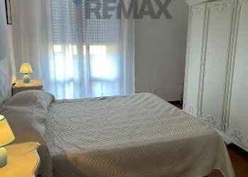 Camera / camera da letto - Four-room apartment via appia, Minturno - photo 8