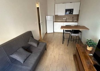 Salone - Bilocale via San Felice, 94, Bologna (zona Centro Storico) - foto 2