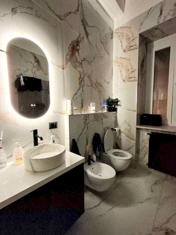 Bagno - Quadrilocale piazza Giuseppe Mazzini, 6, Carmagnola - foto 2
