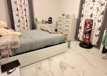 Camera da letto - Quadrilocale piazza Giuseppe Mazzini, 6, Carmagnola - foto 19