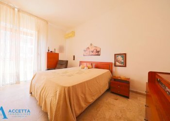 Camera da letto - Trilocale Viale Liguria 27, Taranto - foto 13