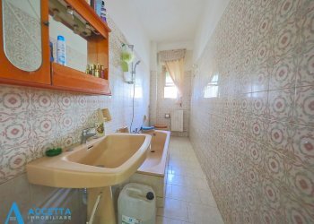Bagno - Trilocale Viale Liguria 27, Taranto - foto 17
