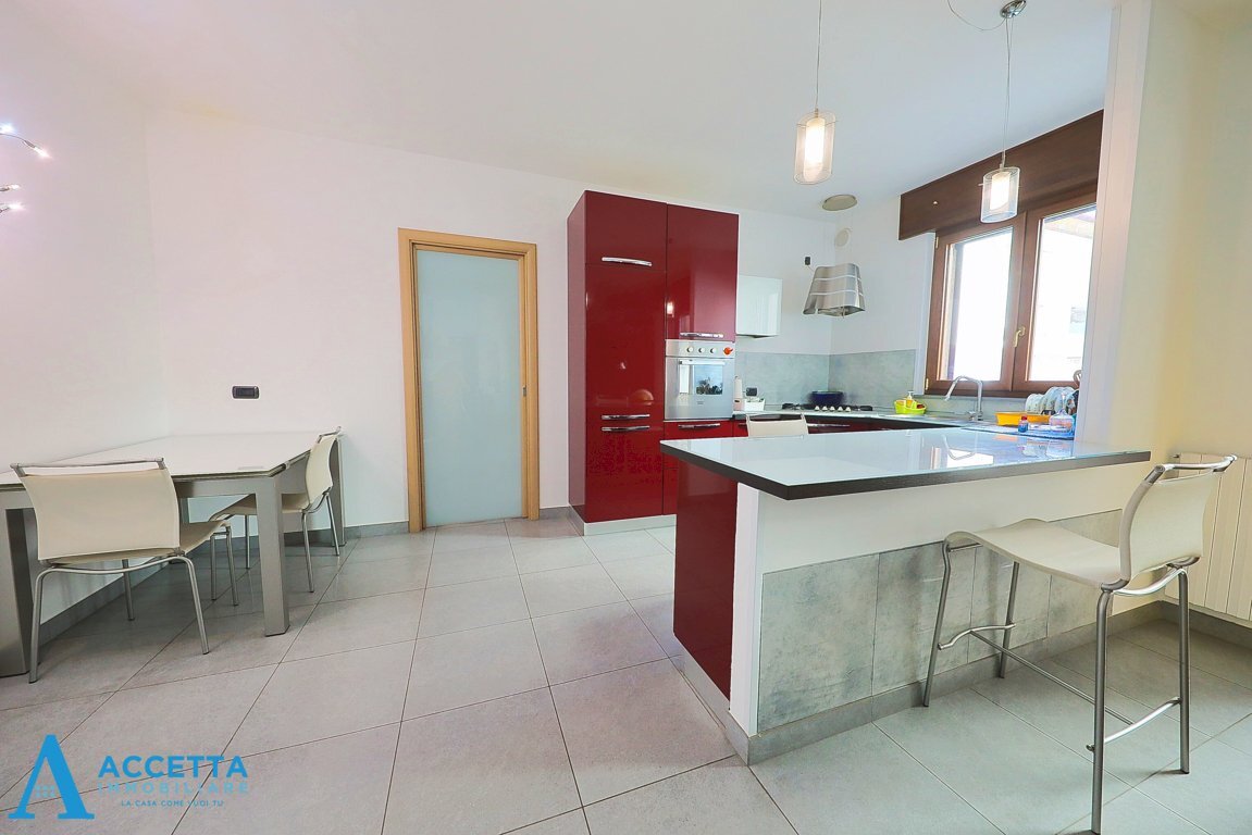 Living - Trilocale Via Speziale 2, Taranto - foto 3