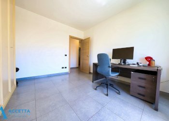 Camera da letto - Trilocale Via Speziale 2, Taranto - foto 18