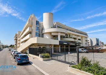 Facciata - Trilocale Via Speziale 2, Taranto - foto 25