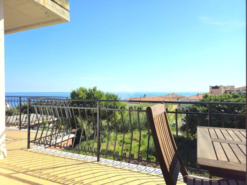 Three-room apartment Strada casai, Riva Ligure - photo 3