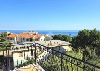 Three-room apartment Strada casai, Riva Ligure - photo 5