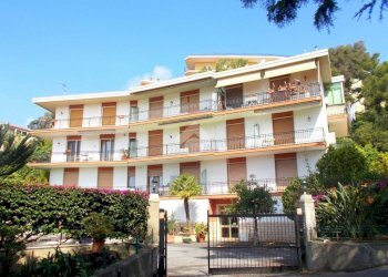 Three-room apartment Strada casai, Riva Ligure - photo 24