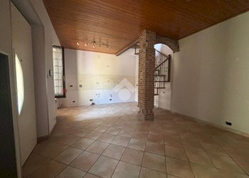 Casa semi indipendente Via trento, Castagnole Piemonte - foto 1