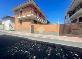 Independent house Via Umberto I°, Foglizzo - photo 1