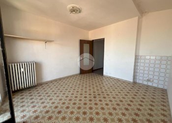 Three-room apartment Via San Martino, Barge - photo 8