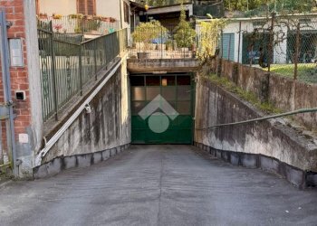 Parking space Corso Quintino Sella, Torino (neighborhood Madonna del Pilone) - photo 6