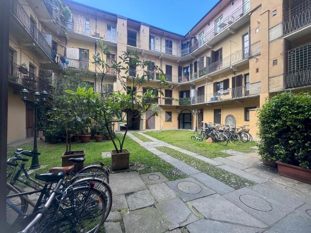 Bilocale Via della Rocca, Torino (zona Centro) - foto 2