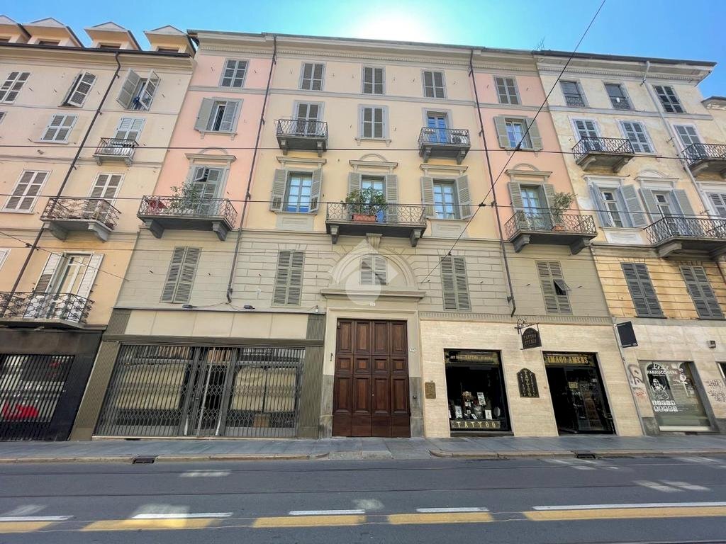 Two-room apartment Via Accademia Albertina, Torino (neighborhood Centro) - photo 1