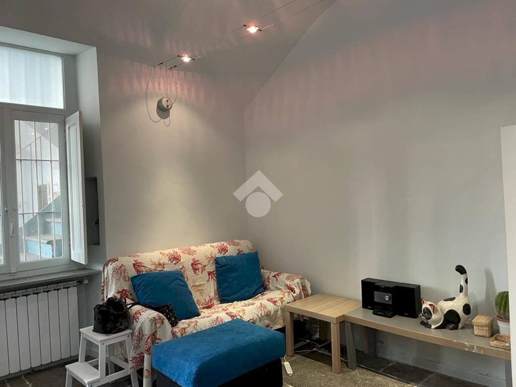 Two-room apartment Via Accademia Albertina, Torino (neighborhood Centro) - photo 2