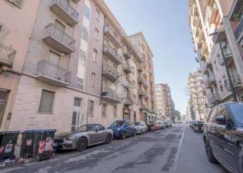 Bilocale Via Sant'Antonino, Torino (zona Pozzo Strada) - foto 10
