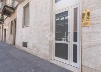 Bilocale Via Sant'Antonino, Torino (zona Pozzo Strada) - foto 18