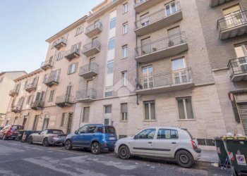 Bilocale Via Sant'Antonino, Torino (zona Pozzo Strada) - foto 1