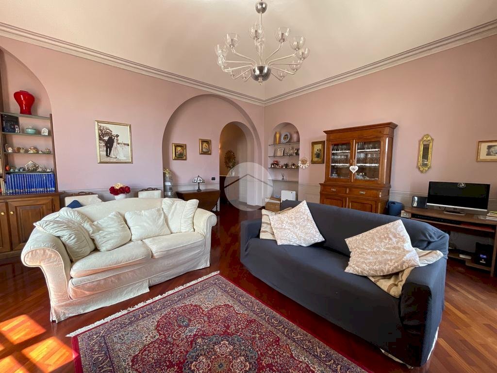 Four-room apartment Via Garibaldi, Asti - photo 1