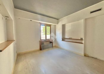 Two-room apartment Corso Risorgimento, Novara - photo 10