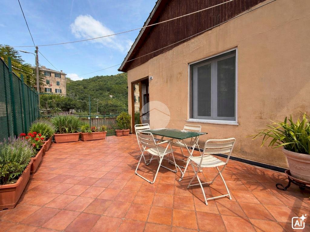 Casa indipendente Via delle Terre Rosse, Genova (zona San Desiderio) - foto 1