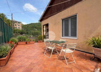 Casa indipendente Via delle Terre Rosse, Genova (zona San Desiderio) - foto 1