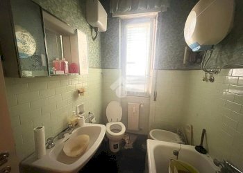Trilocale Via Giulia De Vincenzi, Genova (zona Molassana) - foto 8