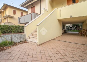 Porzione di casa Viale Fratelli Vivaldi, Ravenna (zona Lido di Classe) - foto 2