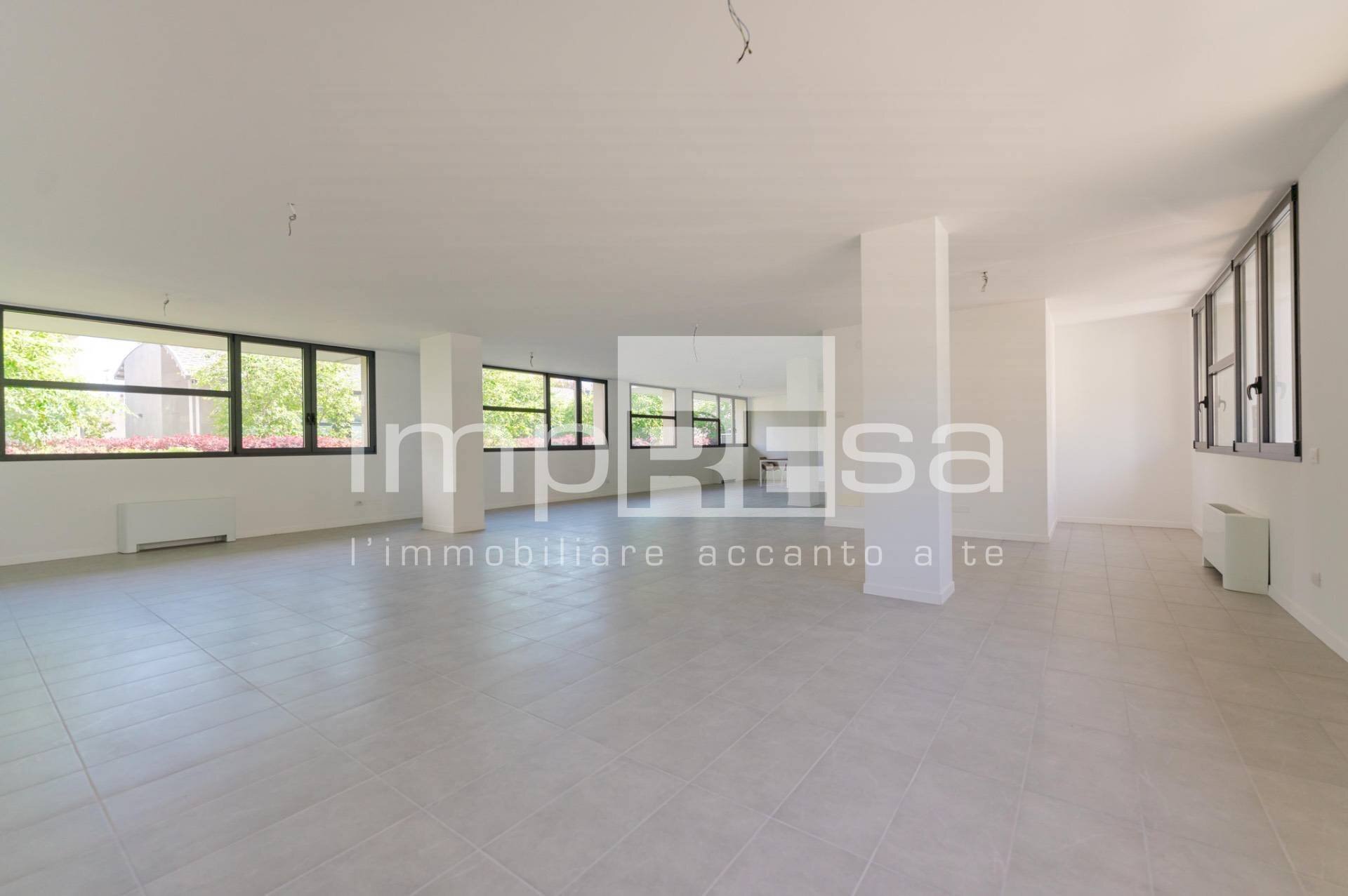 Foto 1 - Commercial Premises Via Giuseppe Verdi
 
45, Conegliano - photo 1