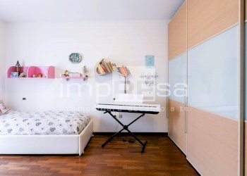 CAMERA MATRIMONIALE - Appartamento Via Delle Ortensie
 
4, Venezia - foto 22
