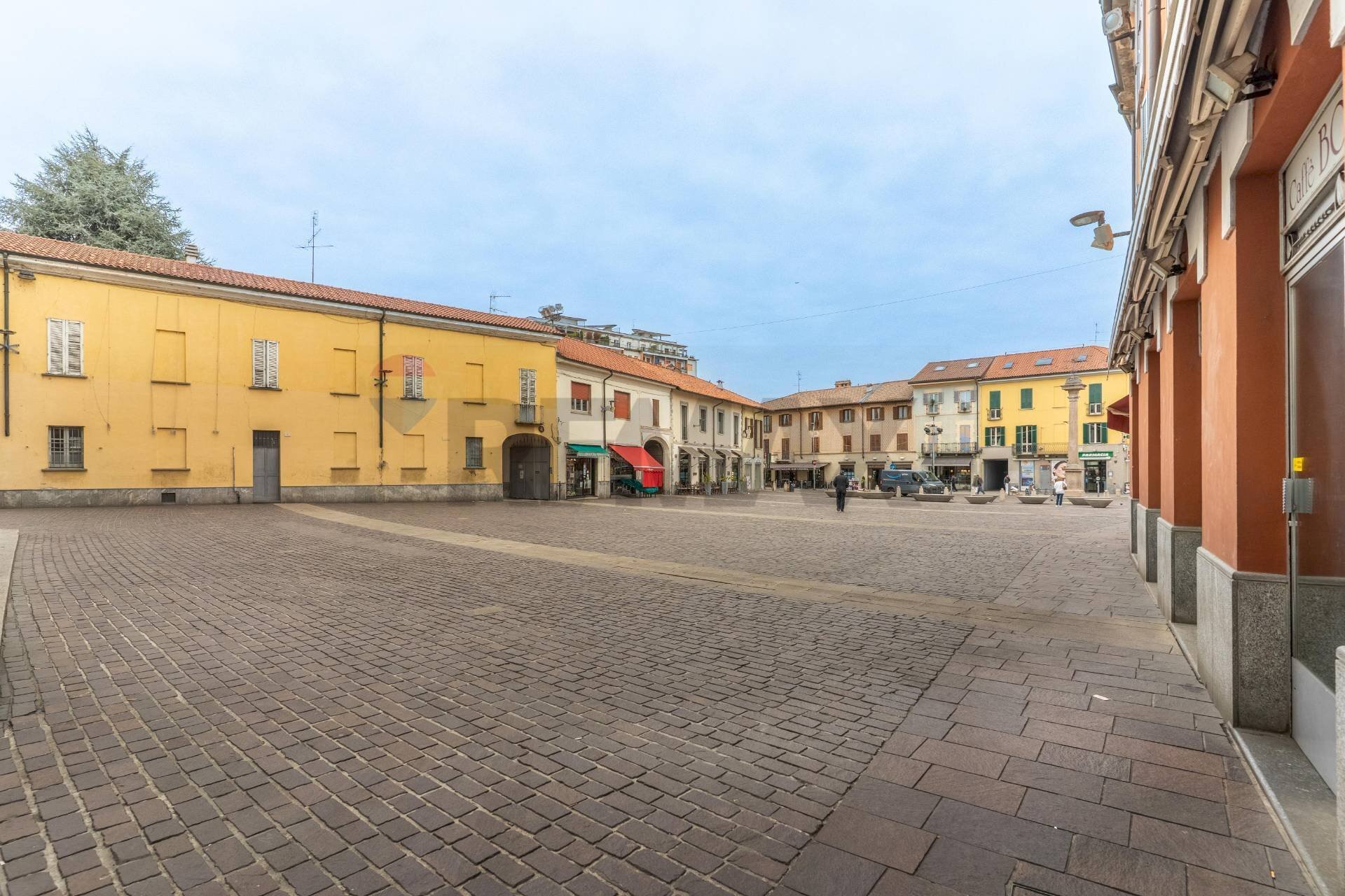 Edificio all\'aperto - Bar Tavola Calda - Fredda Rho - foto 3