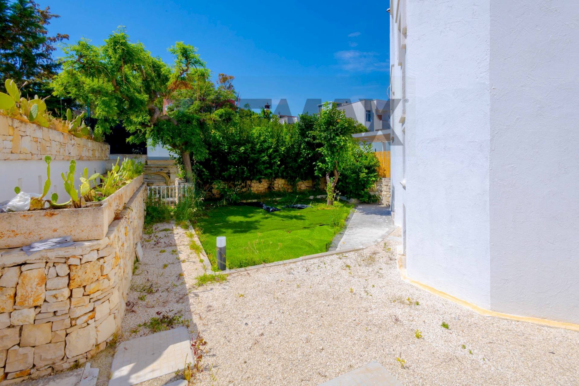Giardino - Villa Via Carlo  Giancaspro
 
8-10, Bari - photo 3
