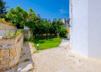 Giardino - Villa Via Carlo  Giancaspro
 
8-10, Bari - photo 3