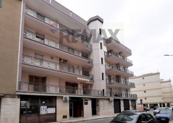 Edificio all\'aperto - Three-room apartment Via Crocifisso
 
110, Bitonto - photo 1